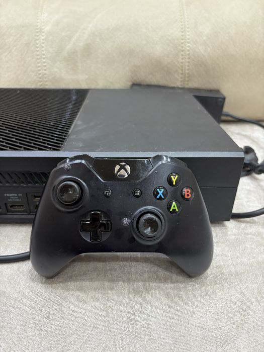 Xbox one + igrii