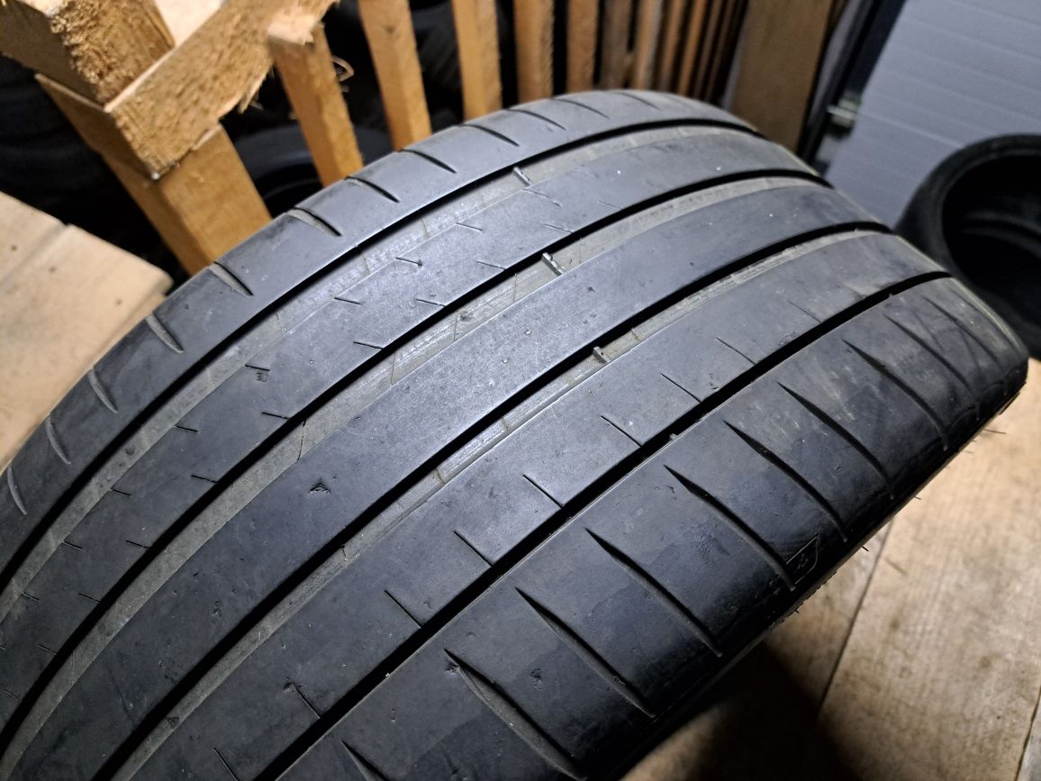 O anvelopa 245/35 R21 Michelin