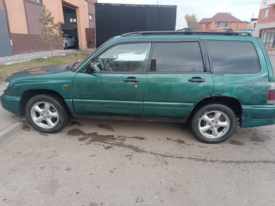 Продам машину срочно