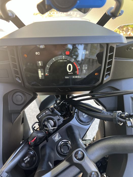 Vând Honda NX500 2024 - Ideală pentru Începători și Nu Numai!