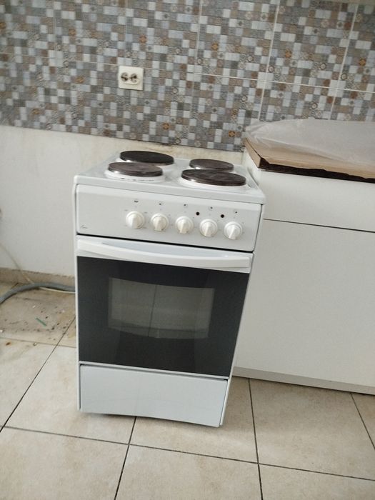 Электроплита 4-х комфорная