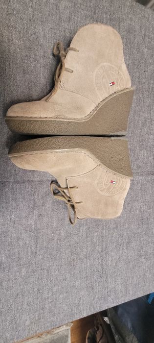 Ghetuțe TOMMY HILFIGER, colecția DENIM, originale, import Canada!