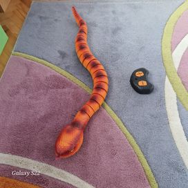 Робо змия robo snake