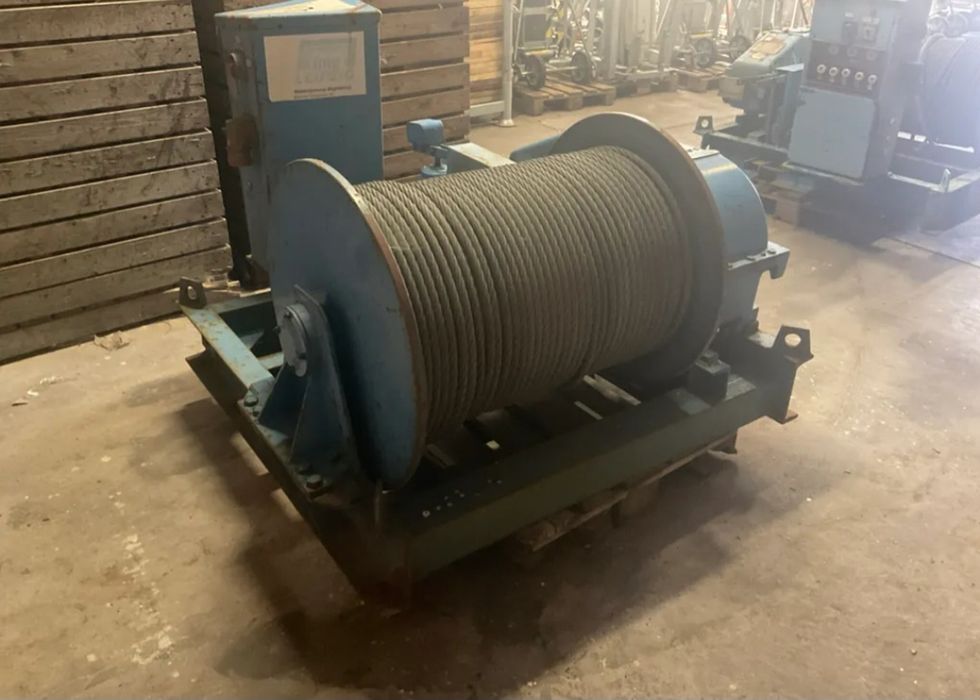 troliu forestier naval capestan vinch palan