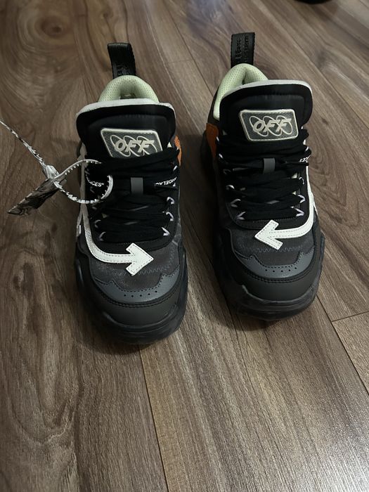 Off White odsy 1000