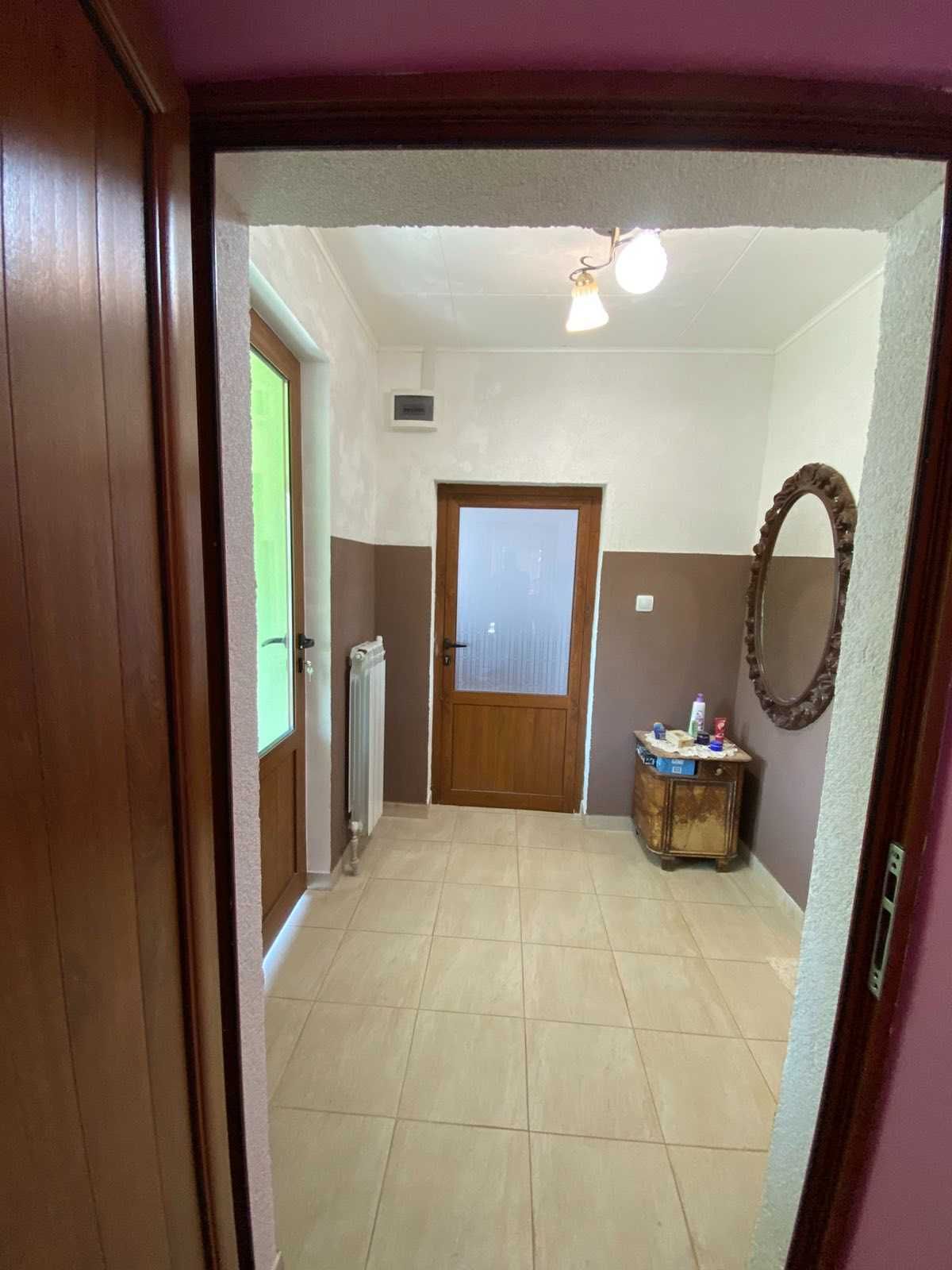 Продавам къща в с.Борован