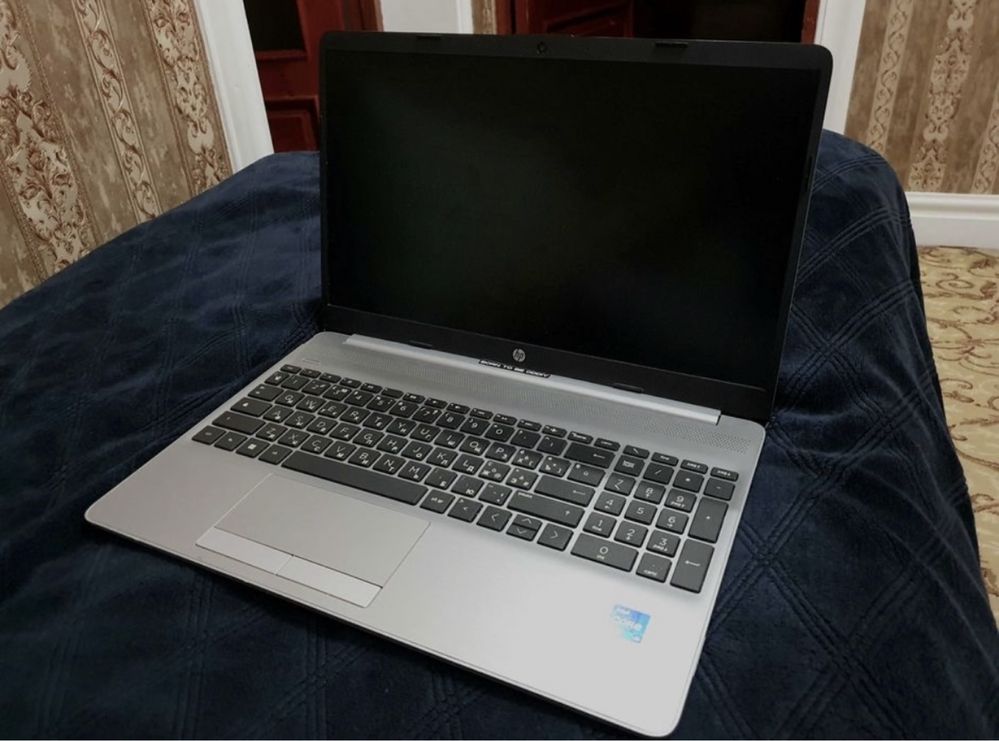 Hp 250 g8 i5 11th