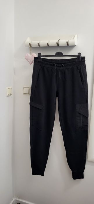 Hugo -мъжка долница