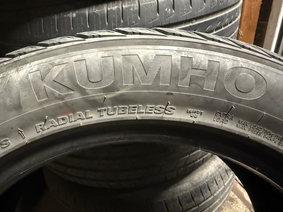 Гуми Kumho 215/55/17
