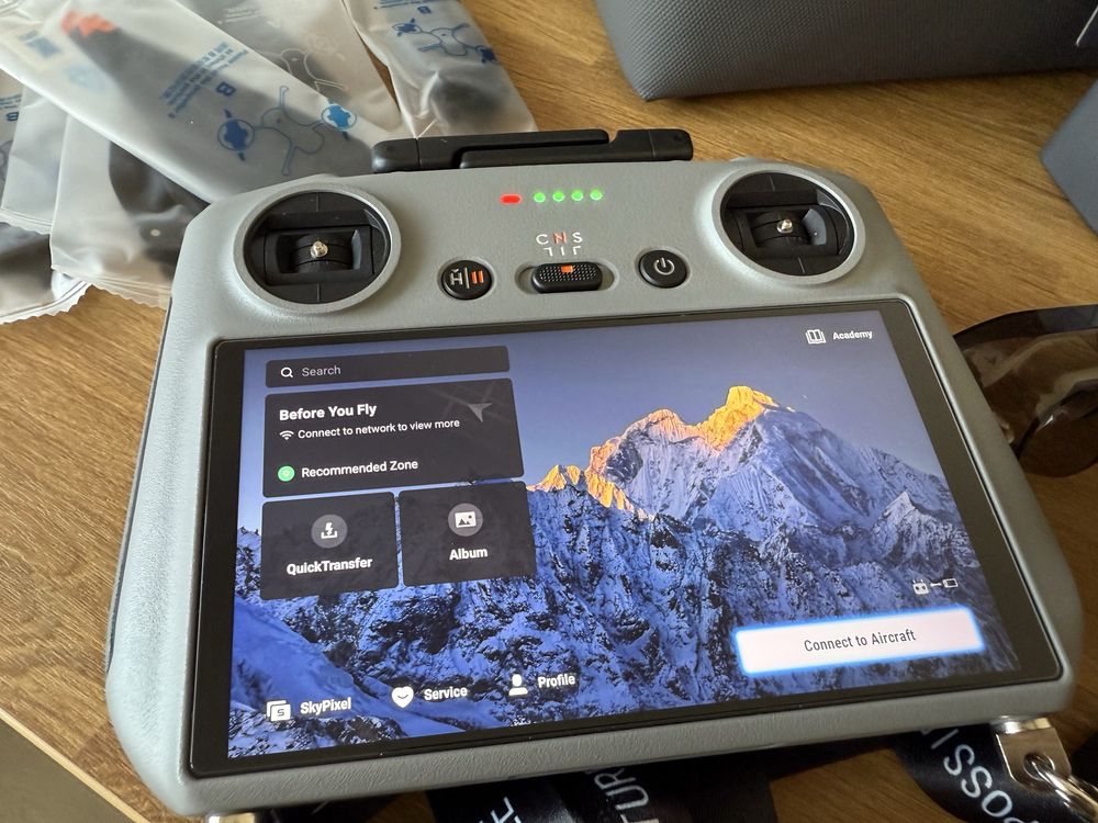 Drona DJI Air 3 fly more combo