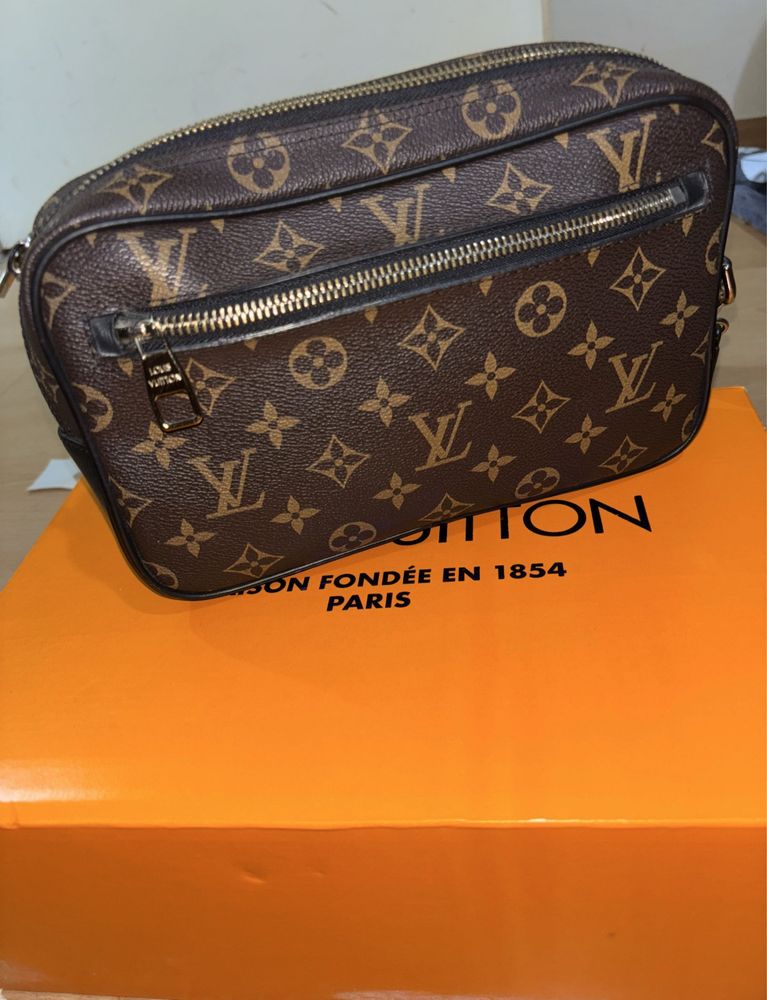 Унисекс чанта клъч Louis Vuitton