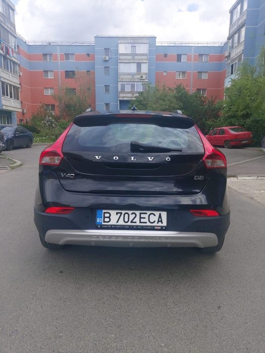 Vând Volvo v40 Cross Country