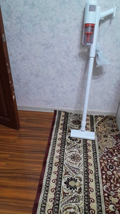 продажа пылесоса и отпаривателя фирмы Xiomi