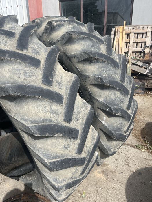 Гума за комбайн 600/70/30