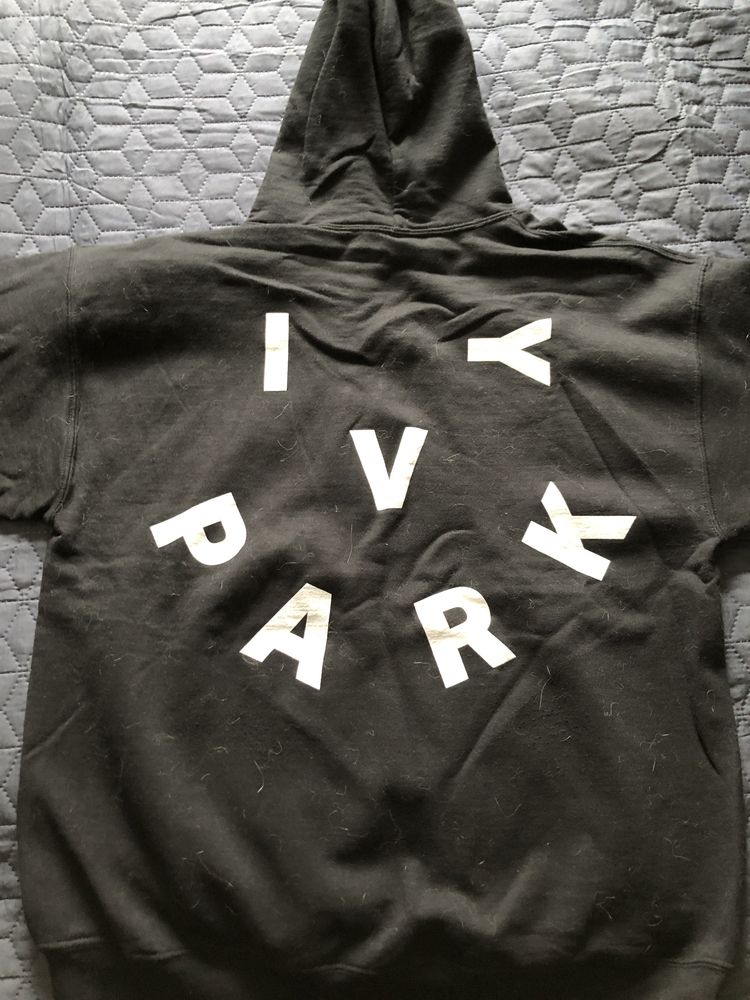 Дамски черен суитчър Ivy Park