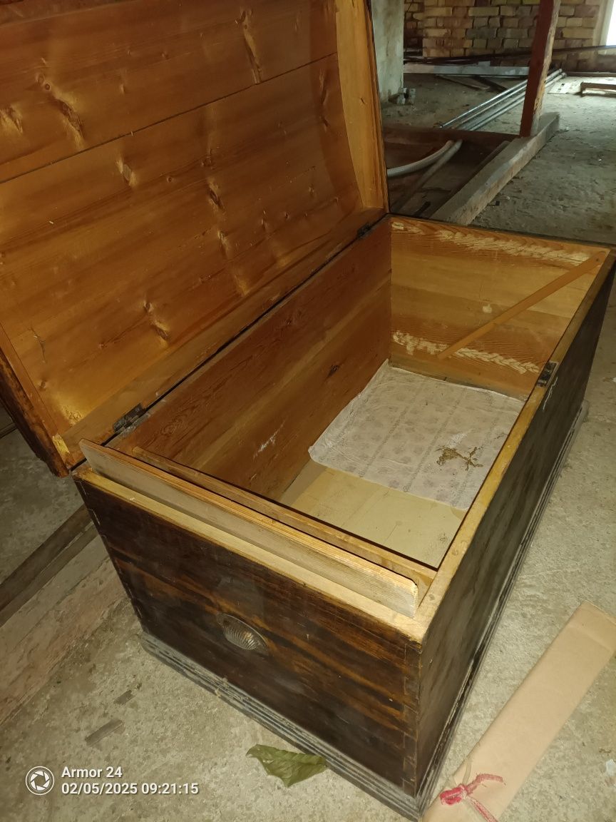 стар ретро скрин (сандък за чеиз)