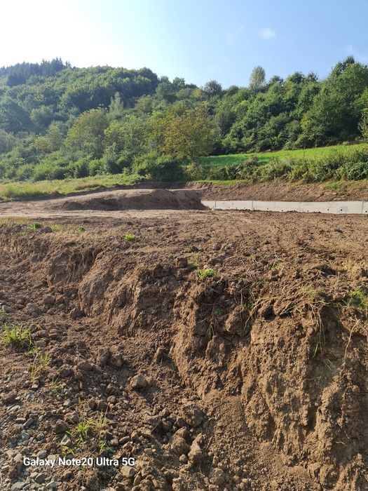 Teren intravilan pregătit de construcții, drum de acces privat