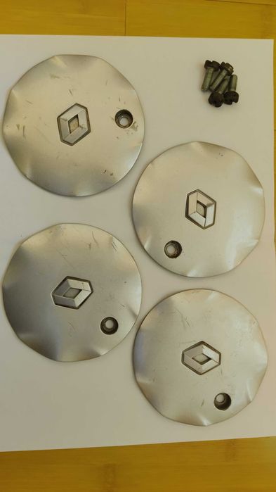 Set capace centrale jante aliaj Renault model Lynx originale