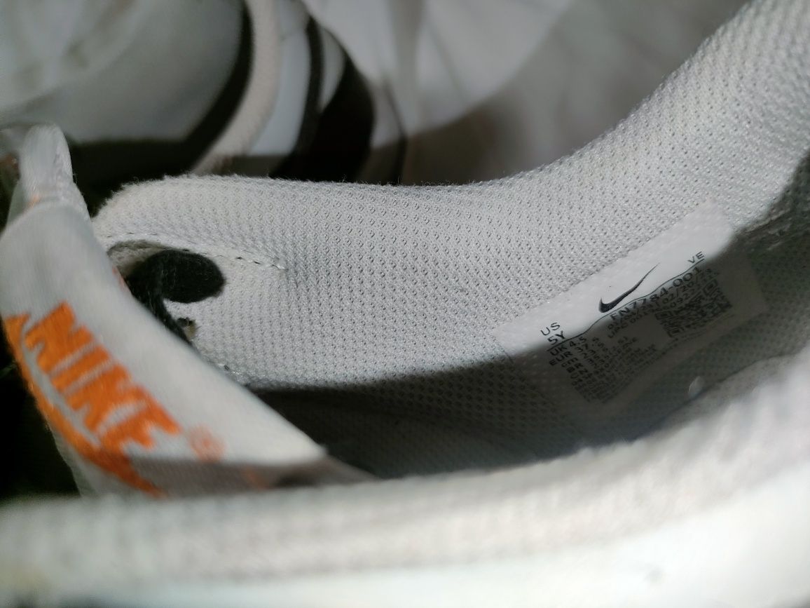 Adidasi Nike dunk low 37.5