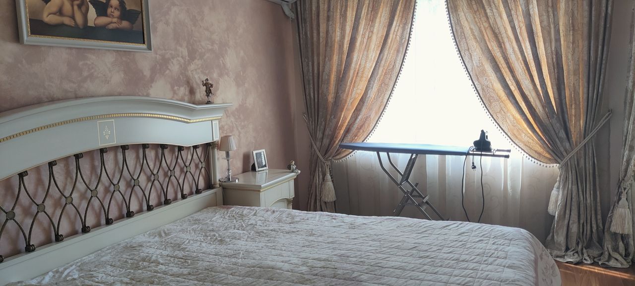 Продава се Тристаен апартамент в Благоевград, Идеален център - 125 кв.м за 1840 €/кв.м - Снимка #5