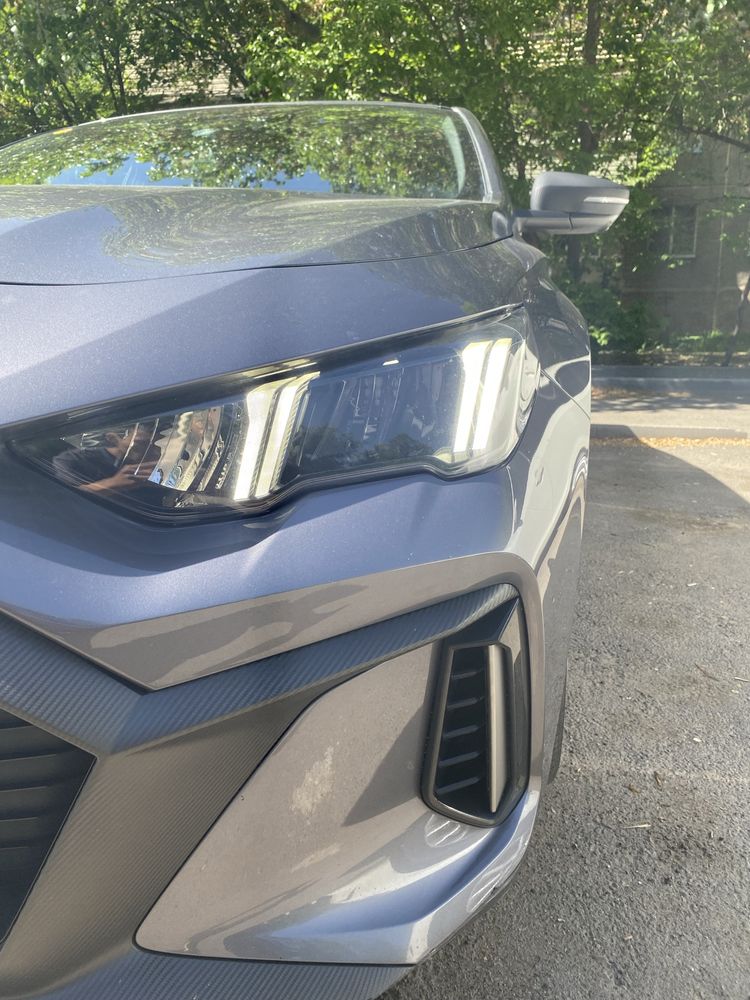 Срочно продам машину GAC EMPOW R