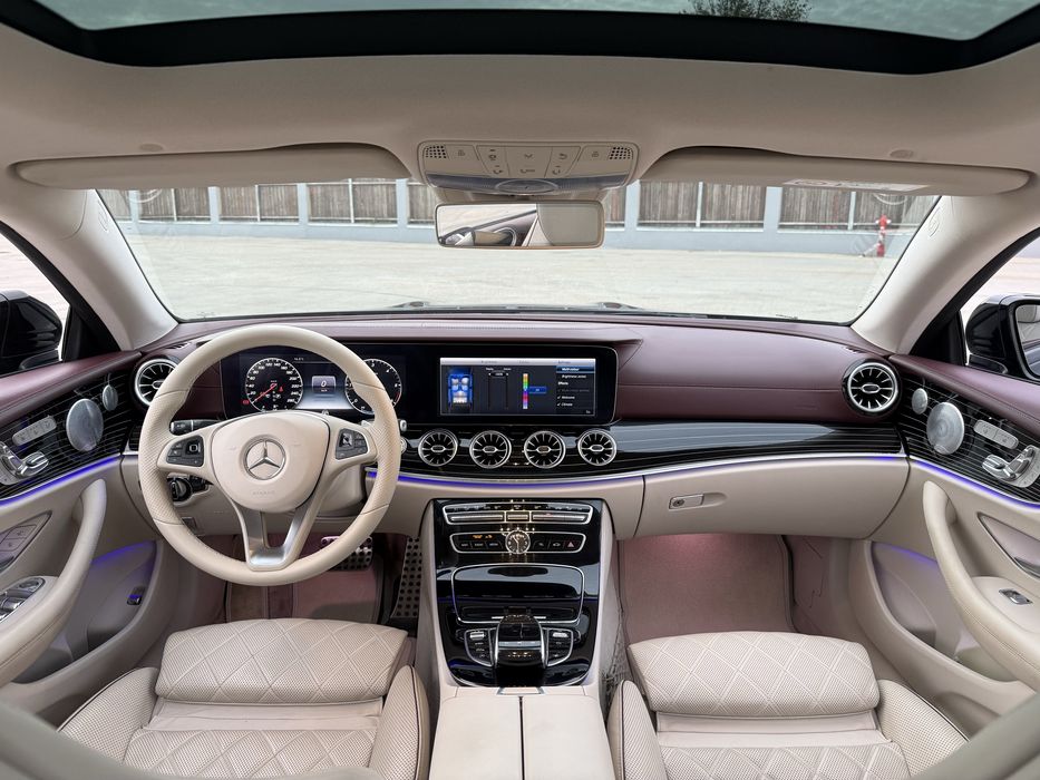 Mercedes Benz E class Coupe 4Matic *DESIGNO*PANORAMIC*BURMESTER 3D*