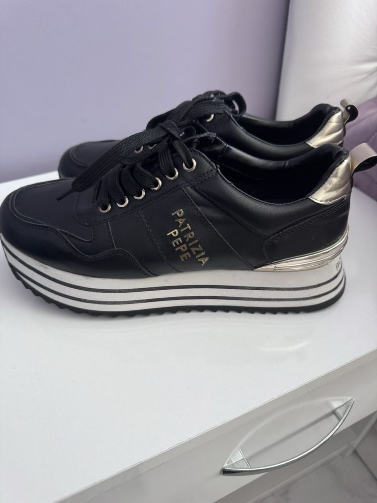 Маратонки Nike ,Dsquared,Pinko , Patrizia Pepe , Roberto Cavalli