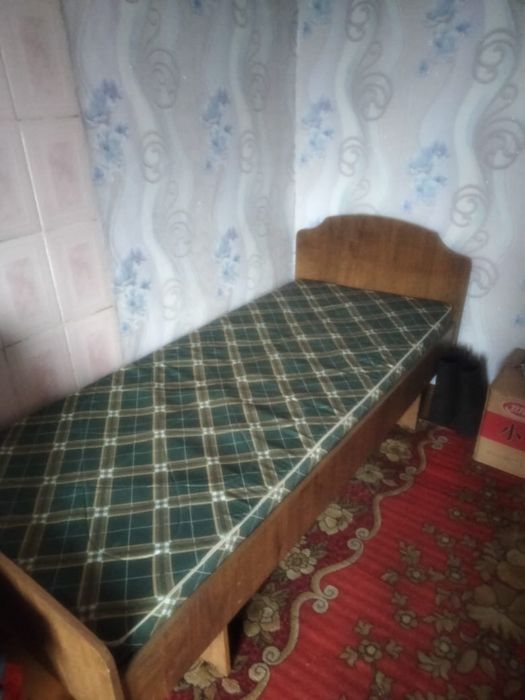 Продам срочно кровать