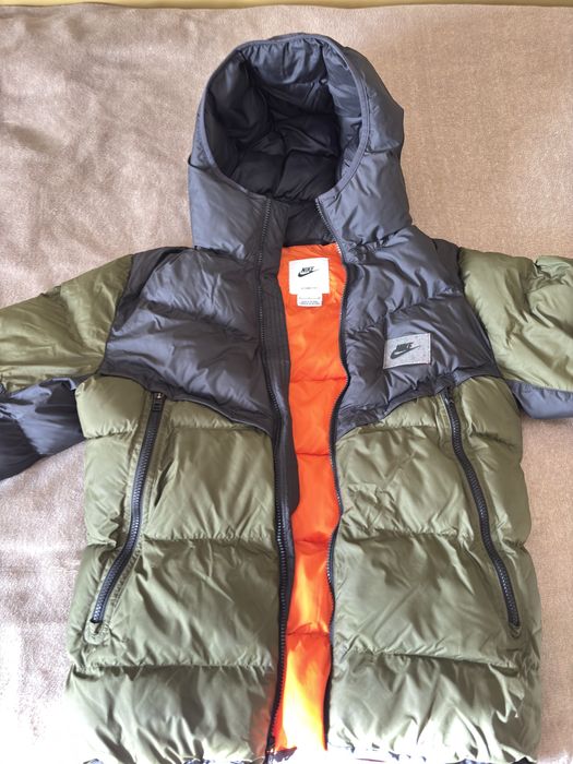 Мъжко зимно яке Nike