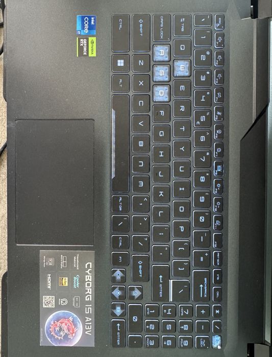 Гейминг лаптоп MSI - Cyborg 15 A13VEK.