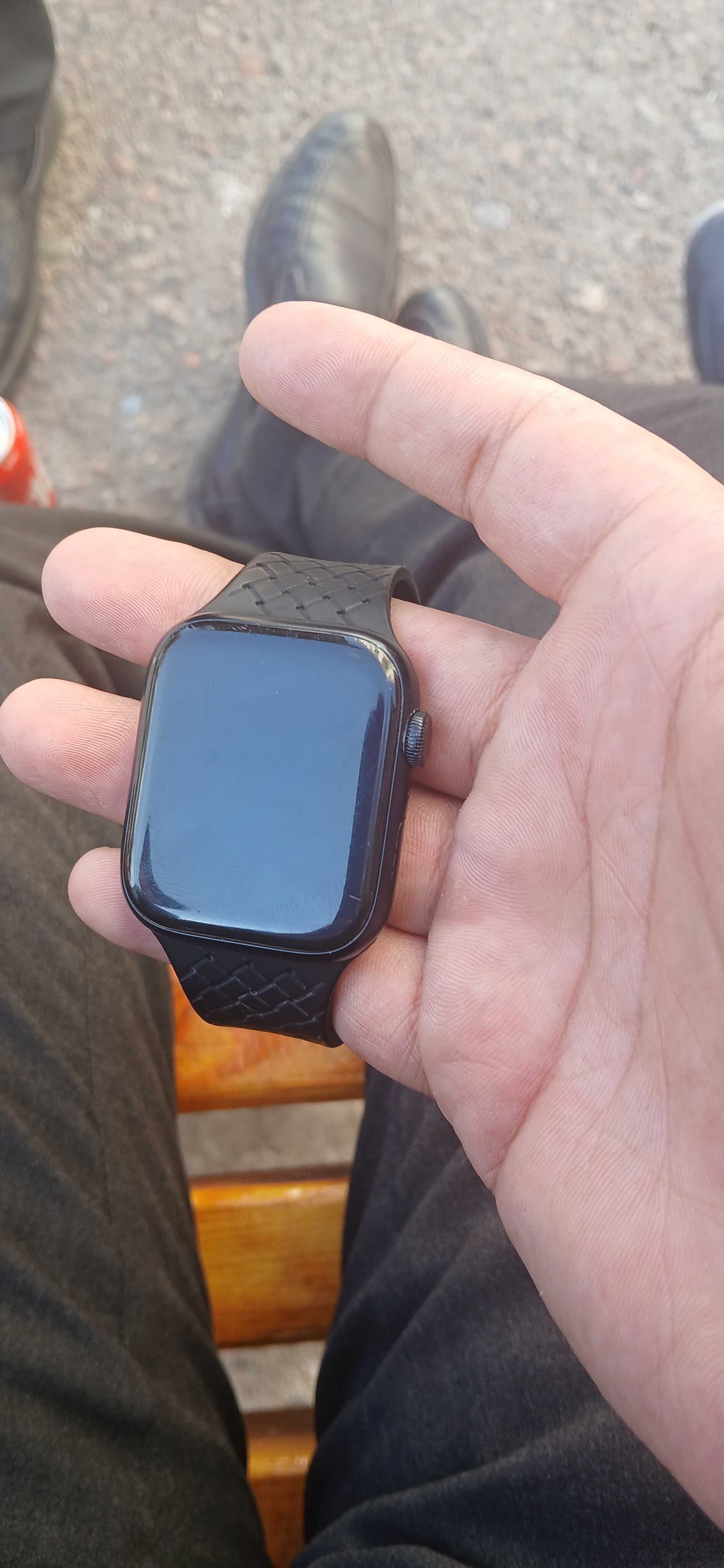 Apple Watch 7 45mm