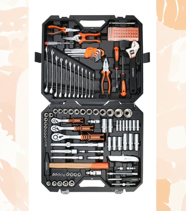 Набор инструментов автомобильный 131 в 1 Patriot