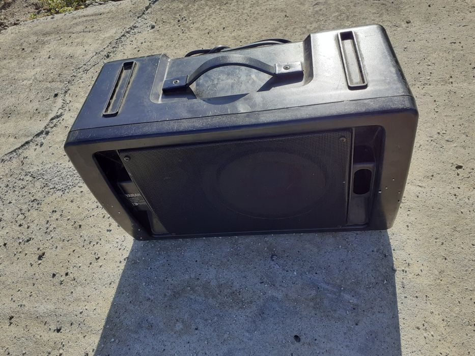 Se vinde Yamaha Monitor Speaker Model MS60S