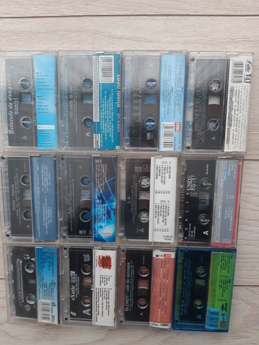 Casete audio cu muzică romaneasca anii 2000