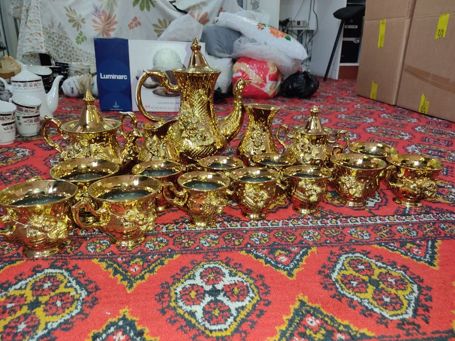 Сервесная посуда б/у