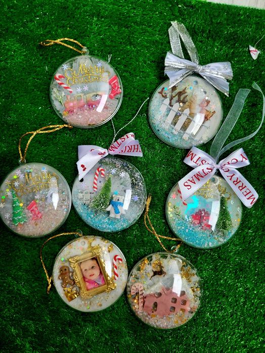 Коледни играчки от епоксидна смола