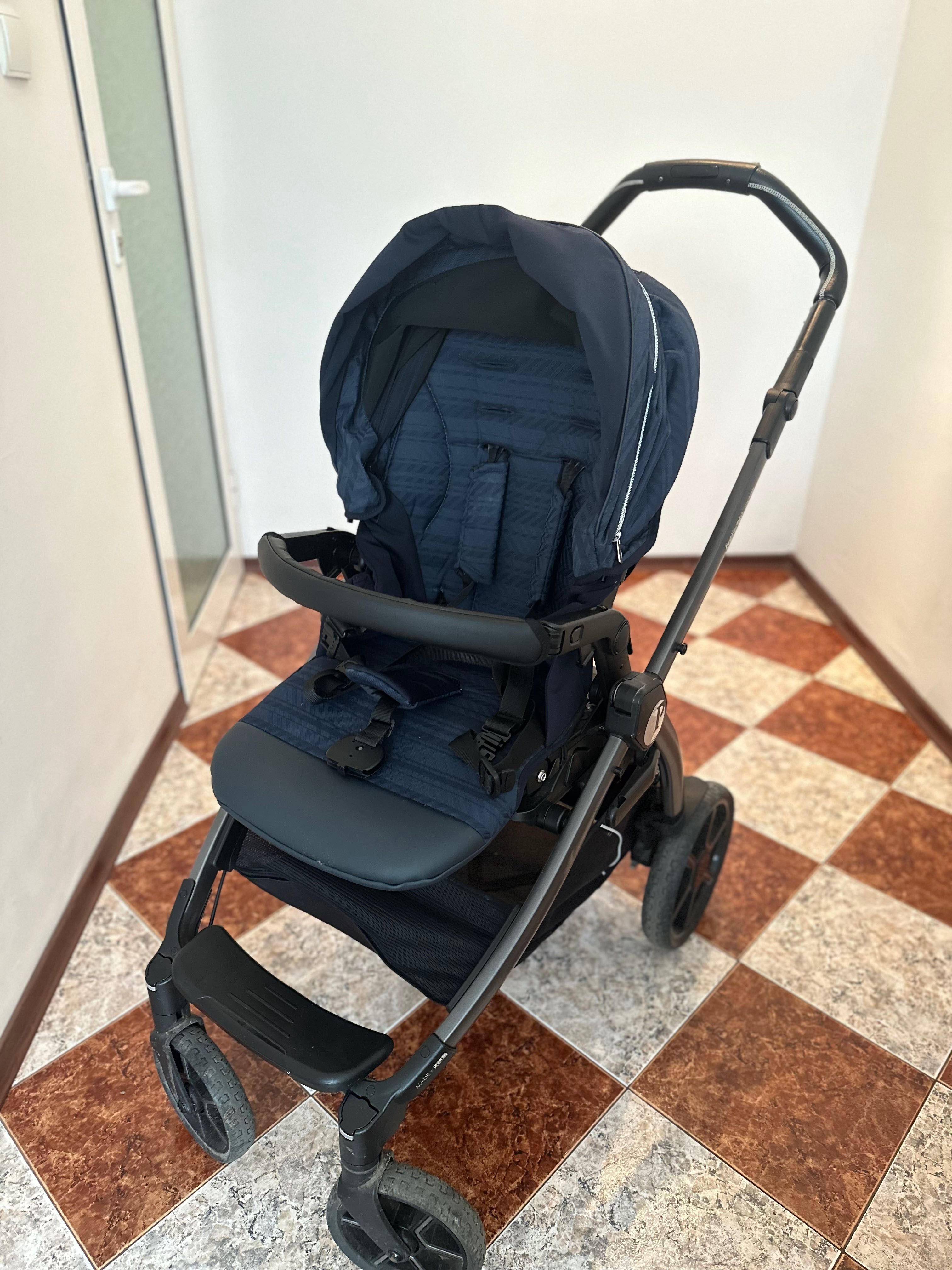 Комбинирана количка Peg perego Book със столче за кола