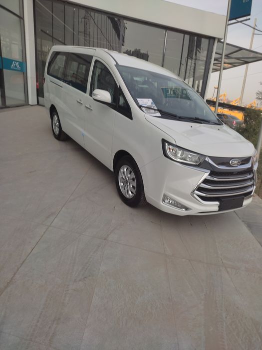 Jac M4 Luxe 9 òrindiq.

Oila sayohatlari, shahar tashqar