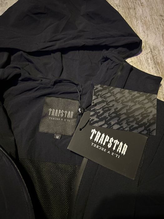 Windbreaker trapstar