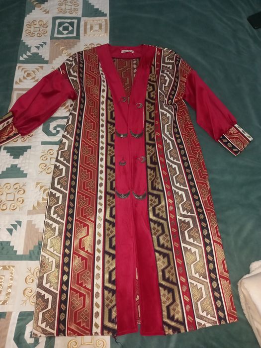 Продам красивый шапан