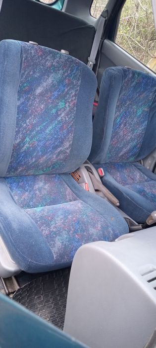 Продавам Дайхатсу