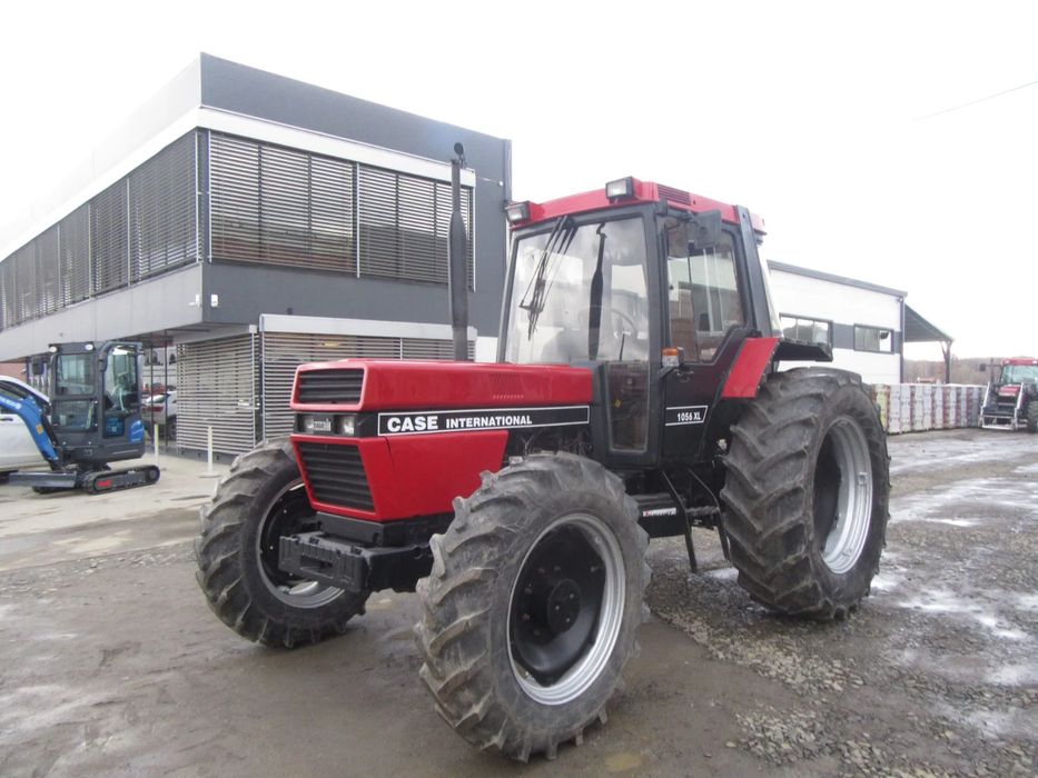 Case IH 1056 XL