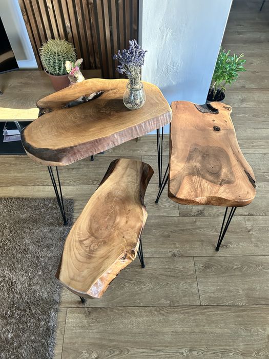 Уникална холна маса от орех, смола и метал