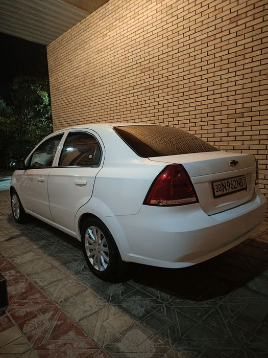 Nexia 3 avtomat nasiya savdoga beriladi.