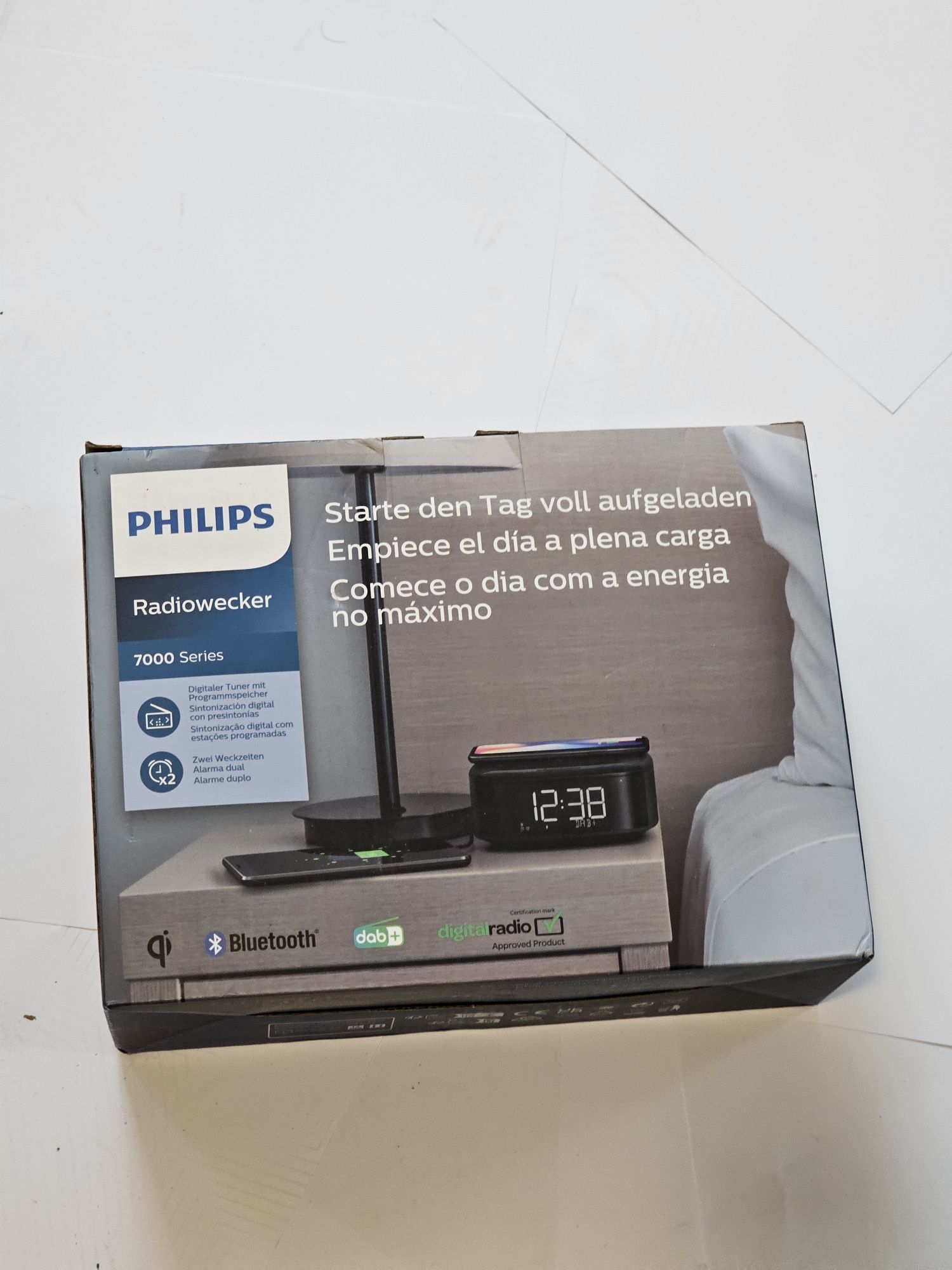 Radio cu ceas PhilipsTAR7705/10 ,Bluetooth,DAB, FM (produs nou)