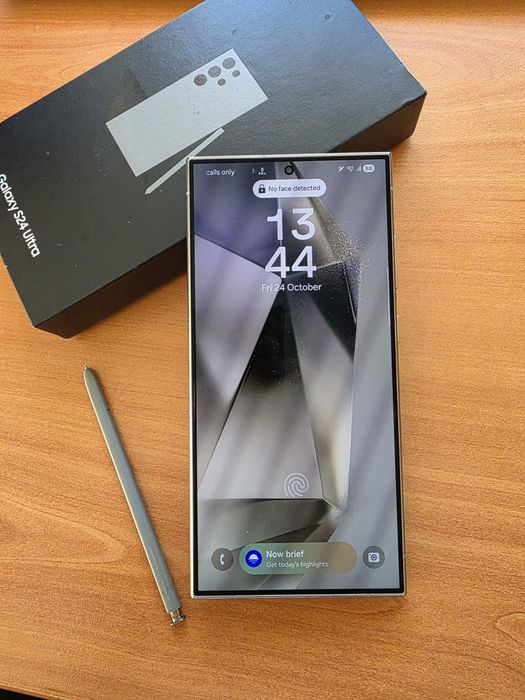 Samsung Galaxy S24 Ultra с гаранция