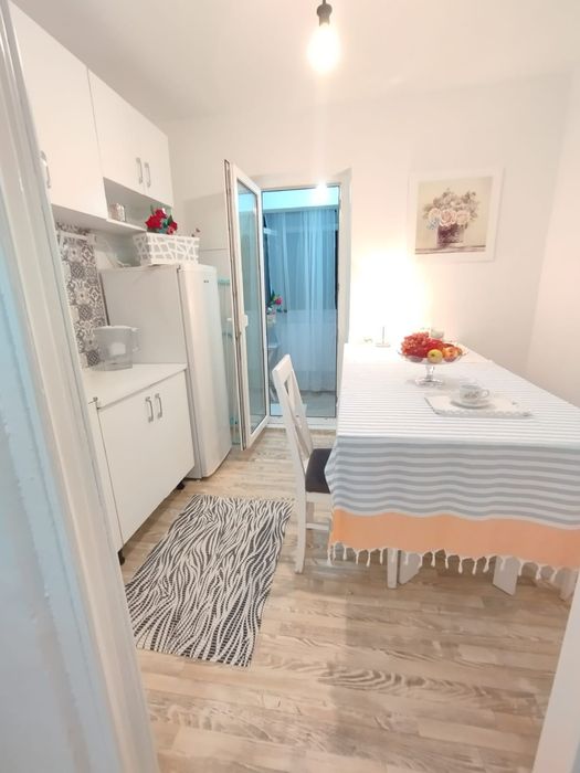 Apartament de vânzare 2 camere în Năvodari