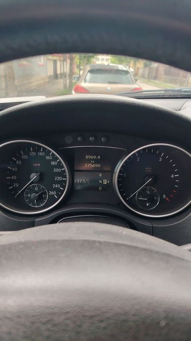 Vând Mercedes Ml 320 cdi