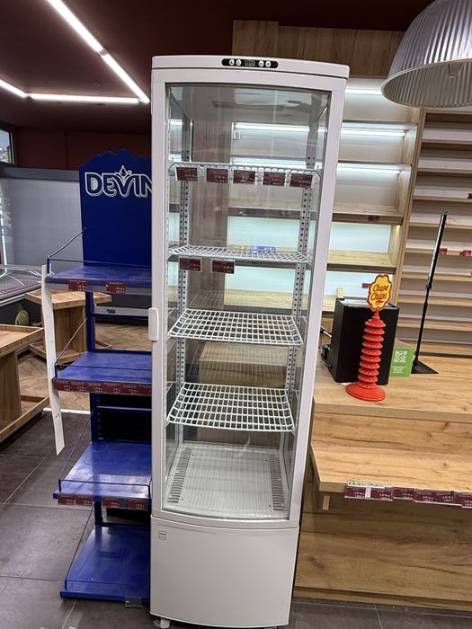 Хладилна витрина