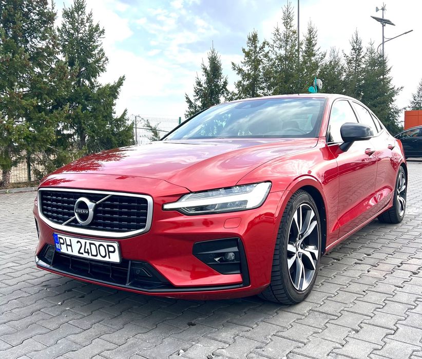 Volvo S60 Volvo S60 R-DESIGN , T5 Benzina 2.0 - 250 CP, Inmatriculata